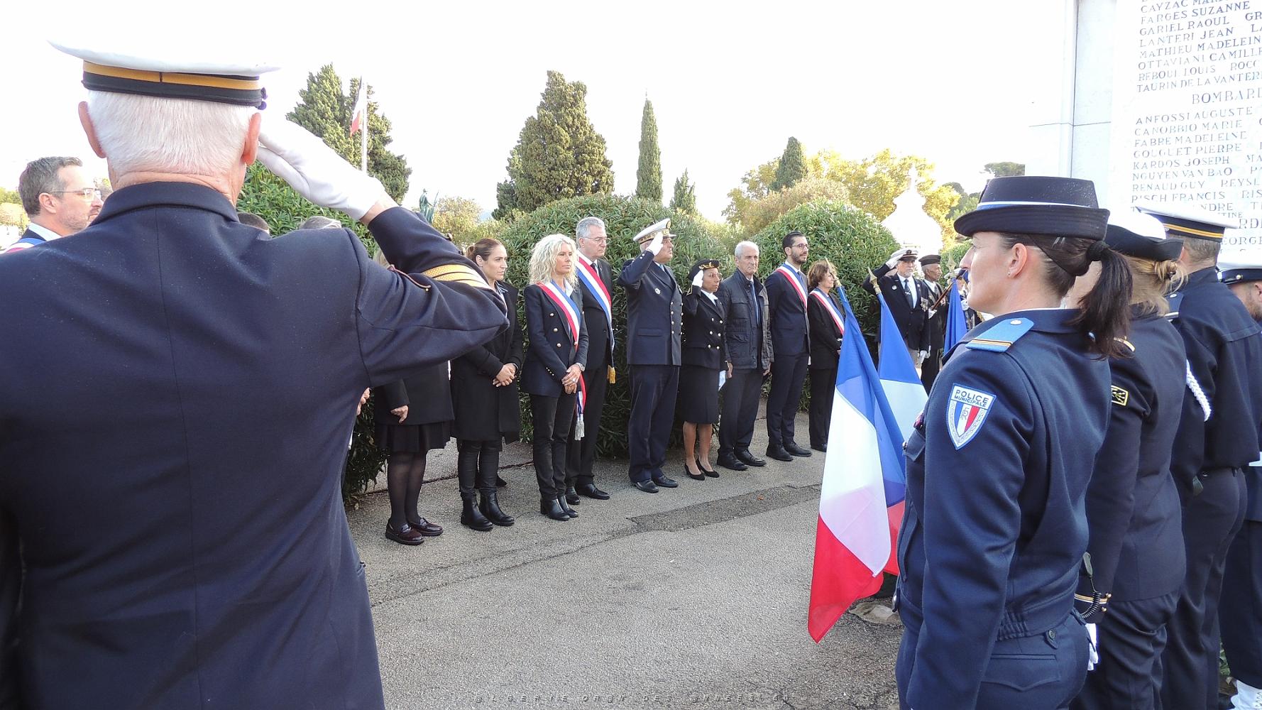 2022 11 01 TOULON HOMMAGE AUX MORTS POUR LA FRANCE CIVILS ET MILITAIRES (63).jpg